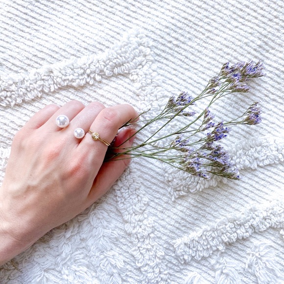 🆑 "Juliette" Ring || White Double Pearl Statement - Picture 5 of 11